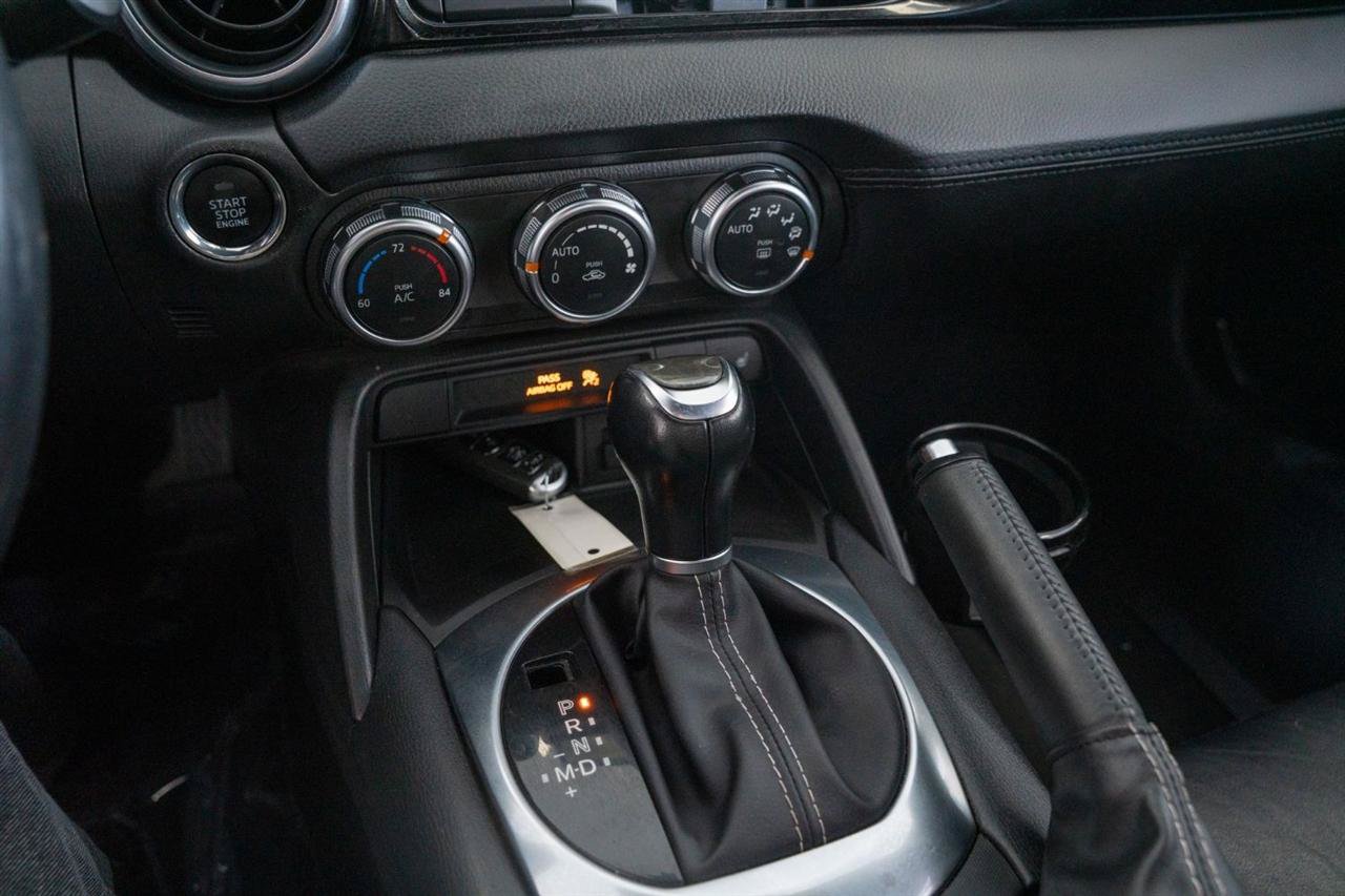 Used 2019 FIAT 124 Spider Lusso w/ Convenience Group RWD image 16