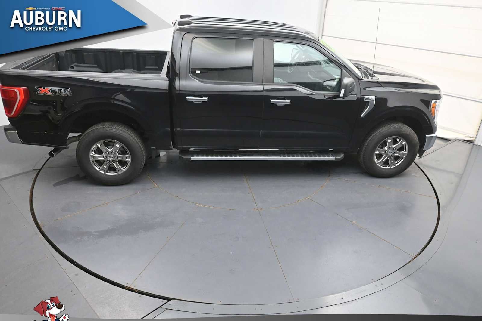 Used 2021 Ford F150 XLT w/ XTR Package AWD/4WD image 34