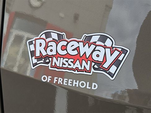 Certified 2025 Nissan Rogue SV image 34