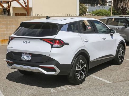 Certified 2025 Kia Sportage EX FWD image 10