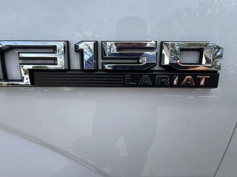 Used 2018 Ford F150 Lariat AWD/4WD image 21