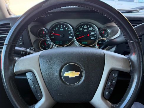 Used 2011 Chevrolet Silverado 1500 LT w/ Regional Value Package RWD image 10