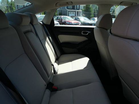 Used 2022 Honda Civic EX image 30