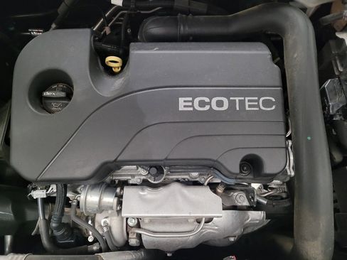 Used 2021 Chevrolet Equinox LT FWD image 30