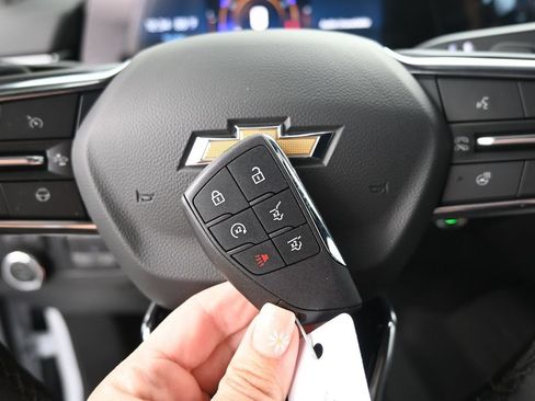 New 2026 Chevrolet Suburban High Country AWD/4WD image 36
