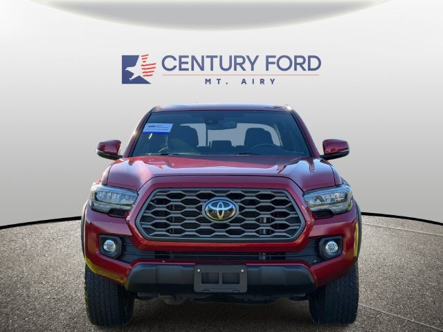 Used 2023 Toyota Tacoma TRD Off-Road w/ Technology Package AWD/4WD image 7