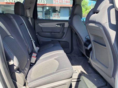 Used 2016 Chevrolet Traverse LS AWD/4WD image 18