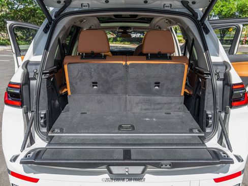 Used 2024 BMW X7 xDrive40i image 55