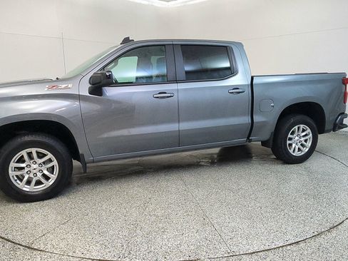 Used 2021 Chevrolet Silverado 1500 RST AWD/4WD image 2
