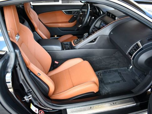 Used 2018 Jaguar F-TYPE Coupe RWD image 37