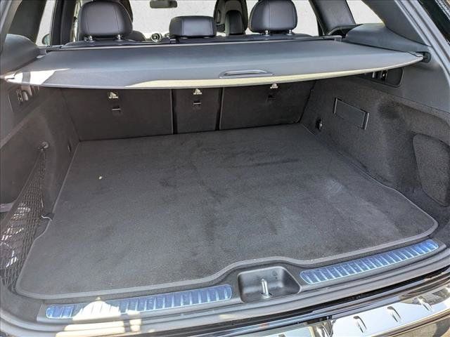 Used 2026 Mercedes-Benz GLC 300 image 6