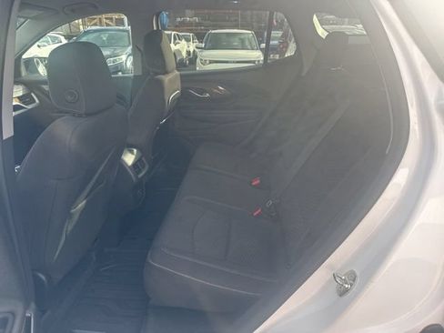 Used 2019 GMC Terrain SLE w/ Driver Convenience Package FWD image 10