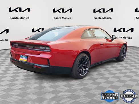 Used 2024 Dodge Charger R/T w/ Plus Group image 5