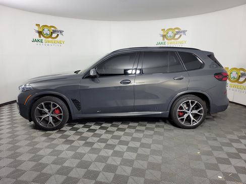 Used 2025 BMW X5 xDrive40i w/ Executive Package AWD/4WD image 2