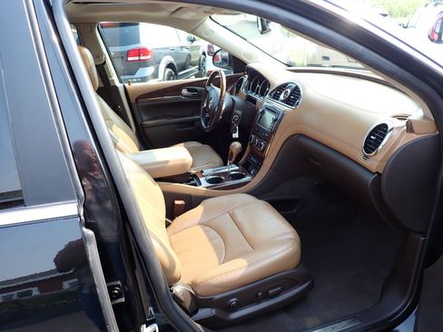 Used 2017 Buick Enclave Premium w/ Experience Buick Package FWD image 12