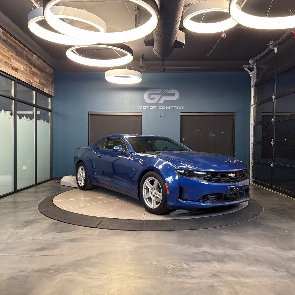 Used 2023 Chevrolet Camaro LT RWD image 1