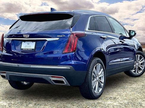 Used 2025 Cadillac XT5 Premium Luxury FWD image 5
