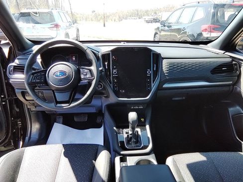 Used 2025 Subaru Forester Premium AWD/4WD image 10