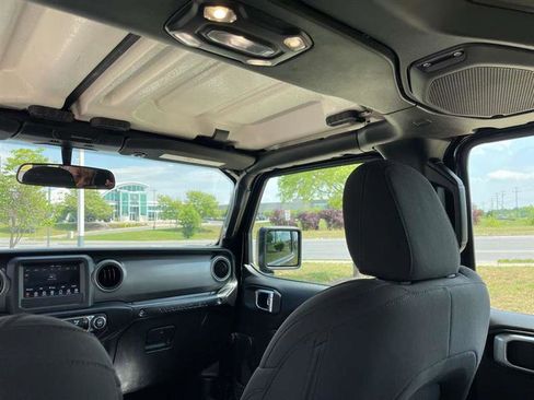 Used 2023 Jeep Wrangler Sport AWD/4WD image 43