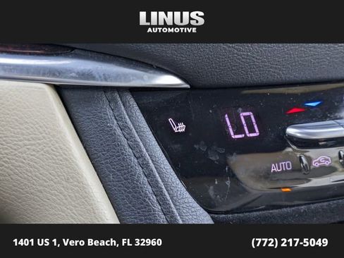 Used 2018 Cadillac XT5 Luxury w/ Driver Awareness Package image 30