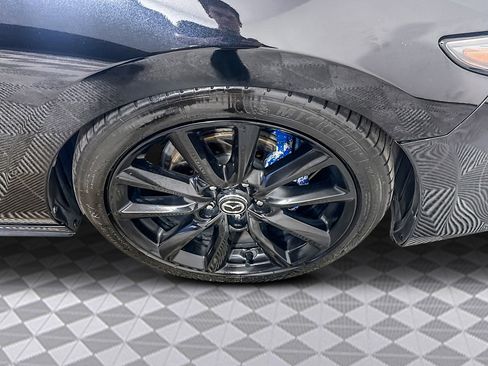 Used 2020 MAZDA MAZDA3 Hatchback w/ Premium Package image 33