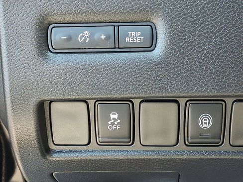 Used 2023 Nissan Murano SV w/ SV Midnight Edition Package AWD/4WD image 25