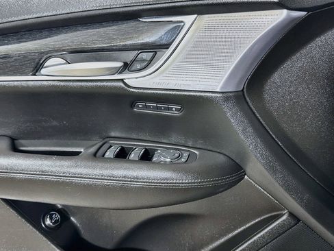 Used 2023 Cadillac XT5 Premium Luxury AWD/4WD image 16