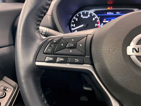 Certified 2021 Nissan Sentra SV image 18