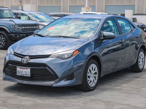 Used 2019 Toyota Corolla LE FWD image 5