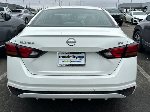 Certified 2023 Nissan Altima 2.5 SV image 4