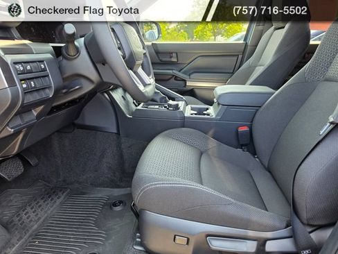Used 2026 Toyota 4Runner SR5 AWD/4WD image 8