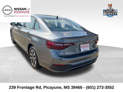 Used 2024 Volkswagen Jetta S FWD image 3