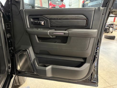 New 2025 RAM 2500 Limited image 6