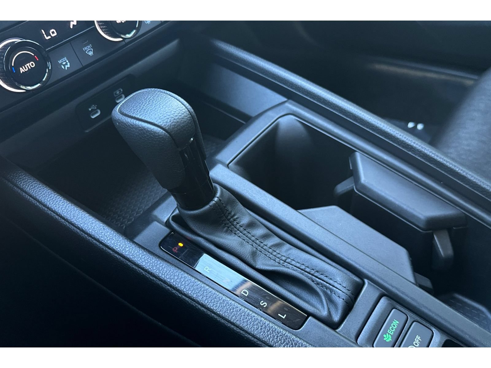 Used 2025 Honda Accord SE image 28