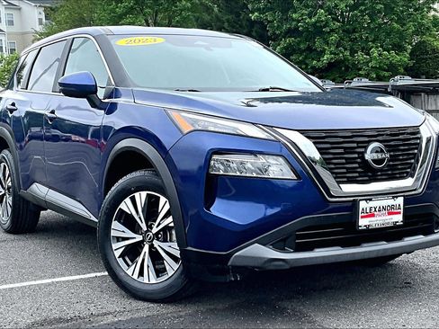 Used 2023 Nissan Rogue SV AWD/4WD image 2