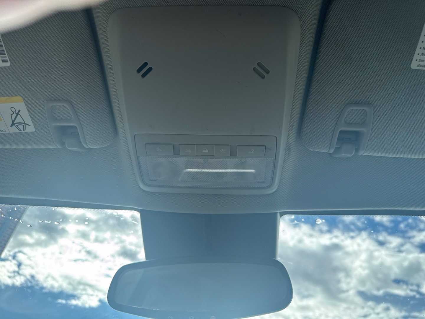 Used 2014 Buick Encore FWD image 28