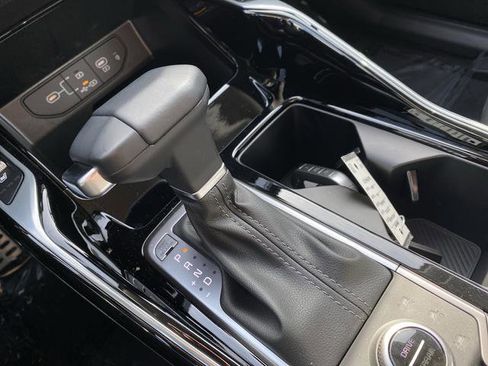 New 2026 Kia Sorento SX image 25