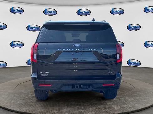Used 2025 Ford Expedition Max Active AWD/4WD image 4