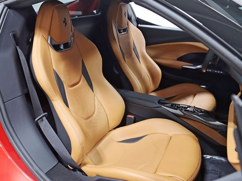 Used 2024 Ferrari 296 GTS image 37