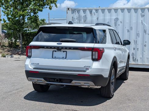 New 2026 Ford Explorer Active w/ Active Comfort Package AWD/4WD image 5