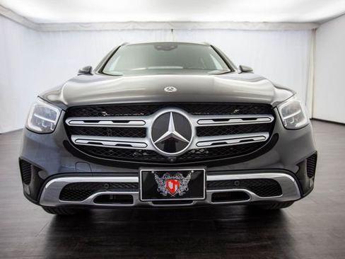 Used 2020 Mercedes-Benz GLC 300 4MATIC w/ Parking Assistance Package image 36