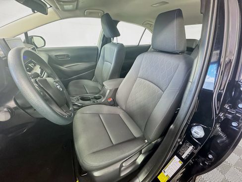 Certified 2025 Toyota Corolla LE FWD image 11