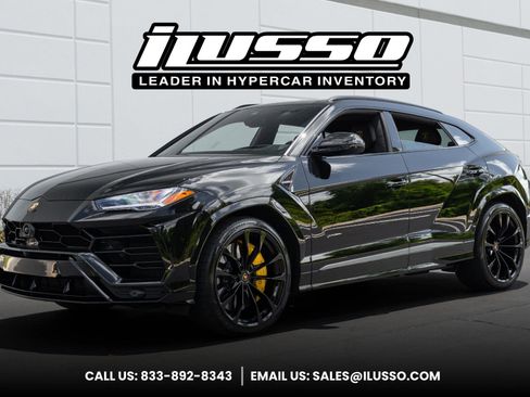 Used 2022 Lamborghini Urus AWD/4WD image 1