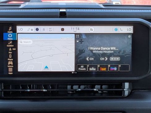 Certified 2024 Jeep Wrangler Sahara w/ Technology Group image 16