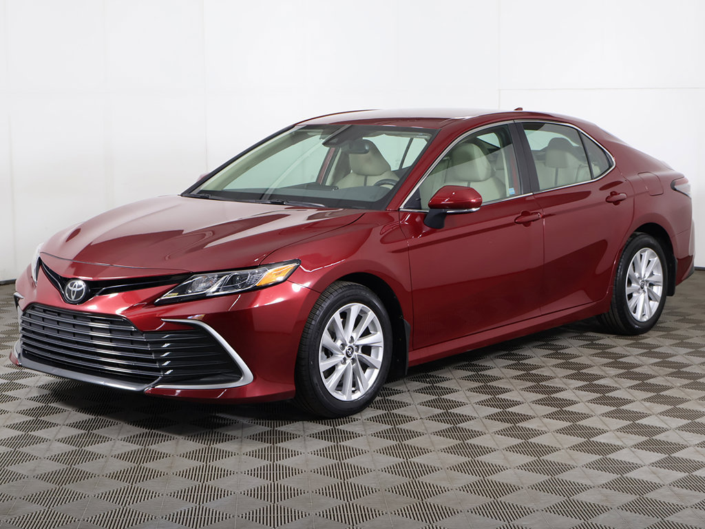 Used 2022 Toyota Camry LE w/ Convenience Package AWD/4WD image 6