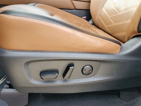 Certified 2022 Nissan Pathfinder Platinum w/ Cargo Package image 27