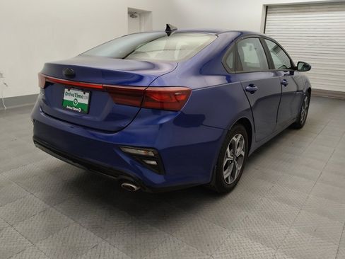 Used 2019 Kia Forte LXS FWD image 9