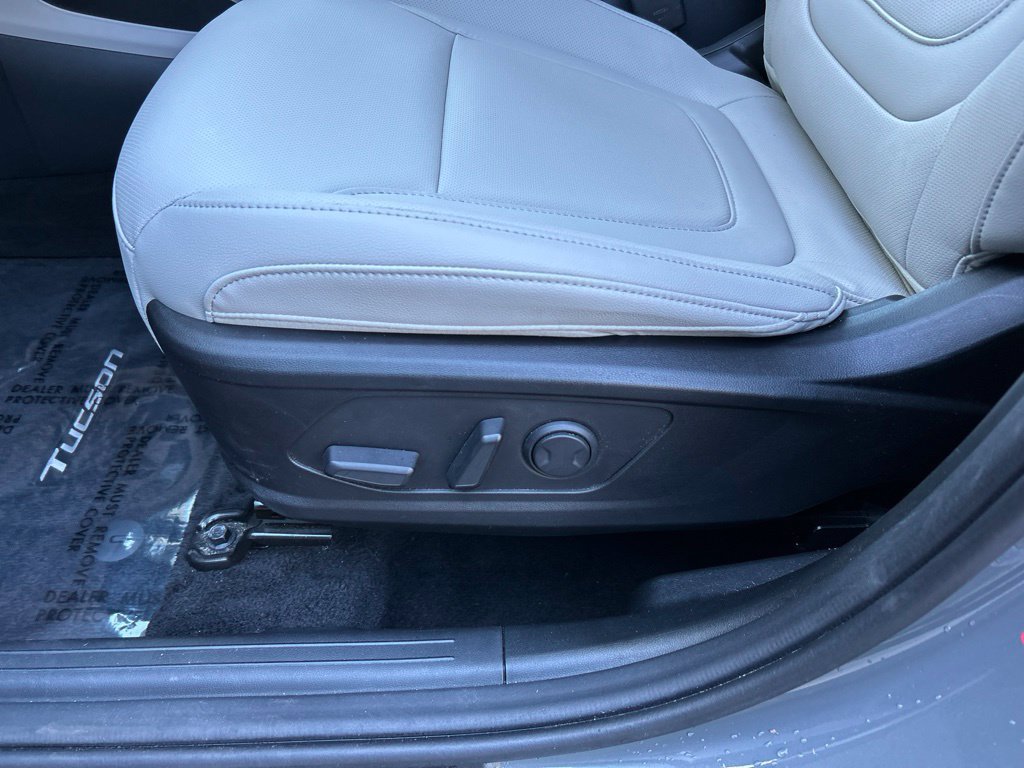 Used 2024 Hyundai Tucson SEL w/ Convenience Package FWD image 16