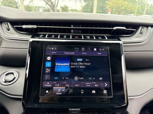 New 2025 Jeep Grand Cherokee L Laredo w/ Luxury Tech Group I image 23