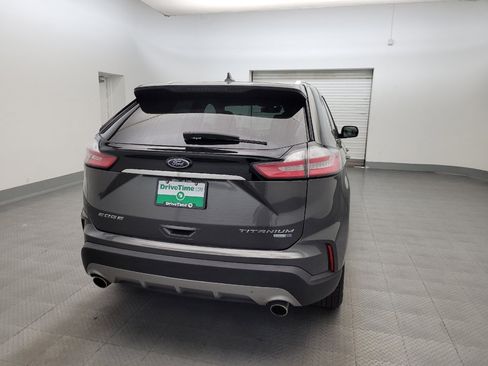Used 2019 Ford Edge Titanium AWD/4WD image 7